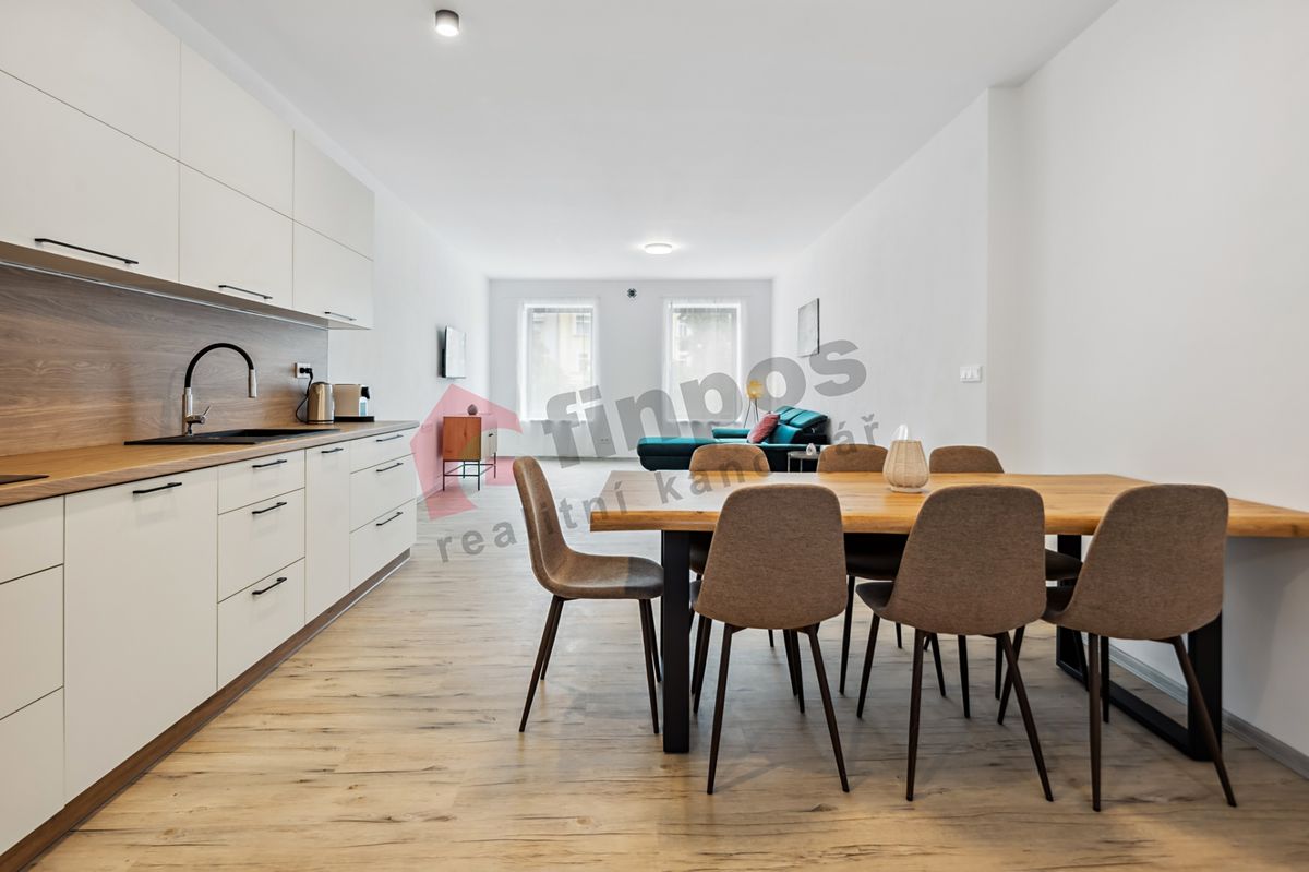 Pronájem bytu 3+kk 121 m²